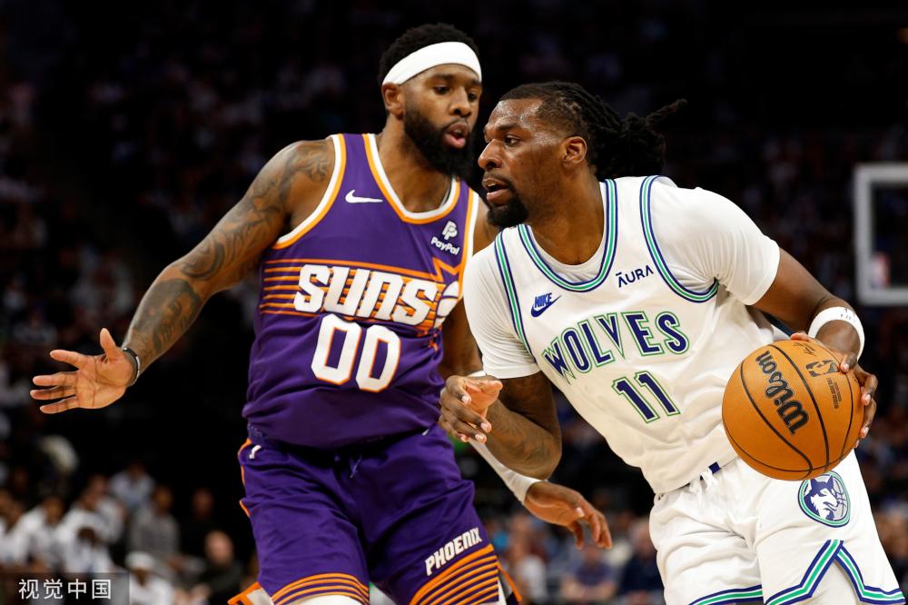 面则热衷于 面则热衷于